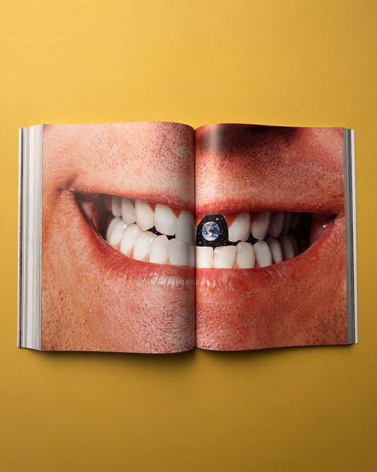 PSYCHOBUCH 2 by Beni Bischof
