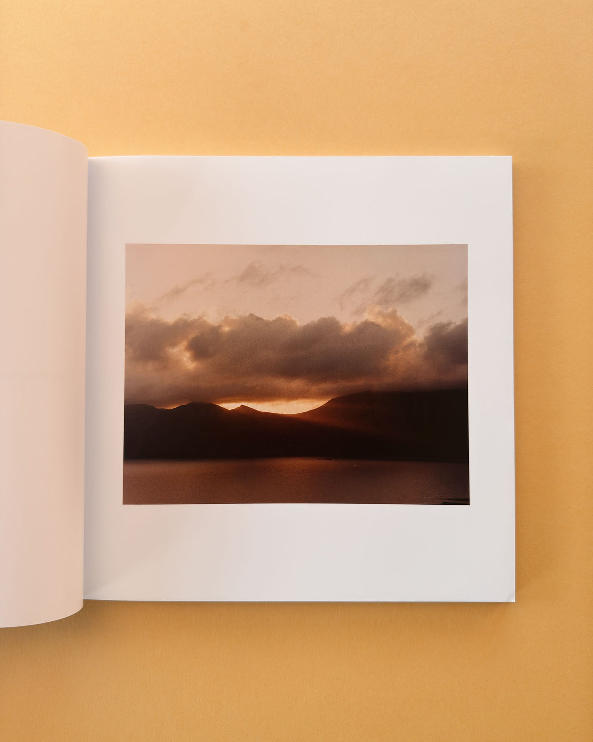 EARTHQUAKE WEATHER by Colin Dodgson