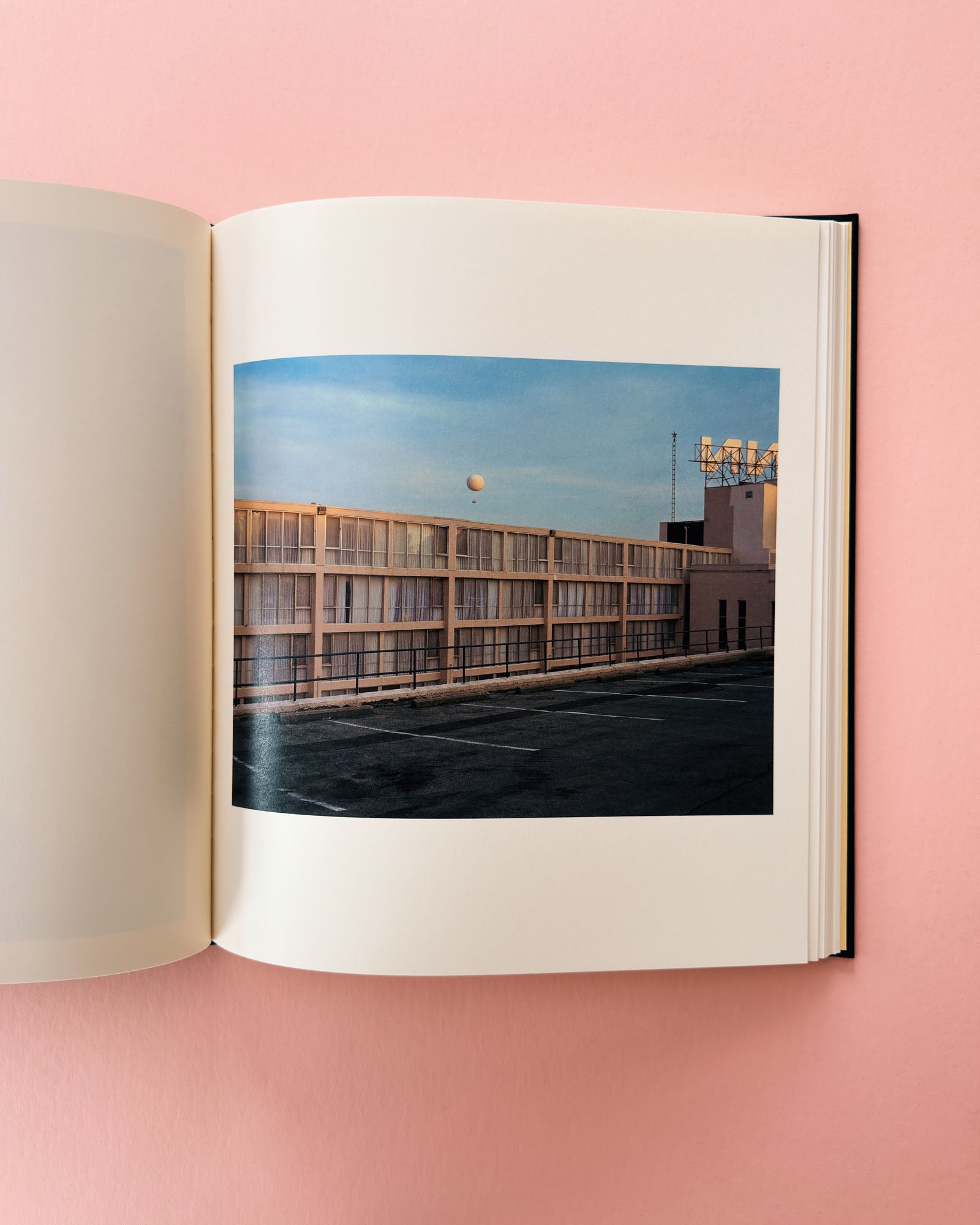 Classic photo book Niagara by Alec Soth. Made with large format film photography.